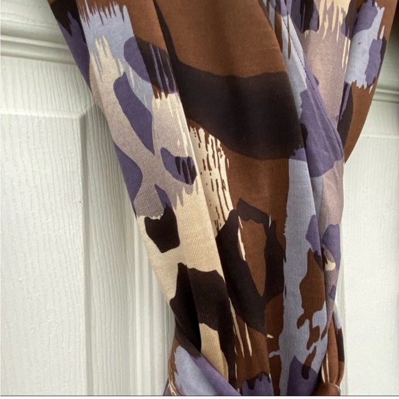 Diane Von Furstenberg Justin Wrap Dress - Picture 4 of 8